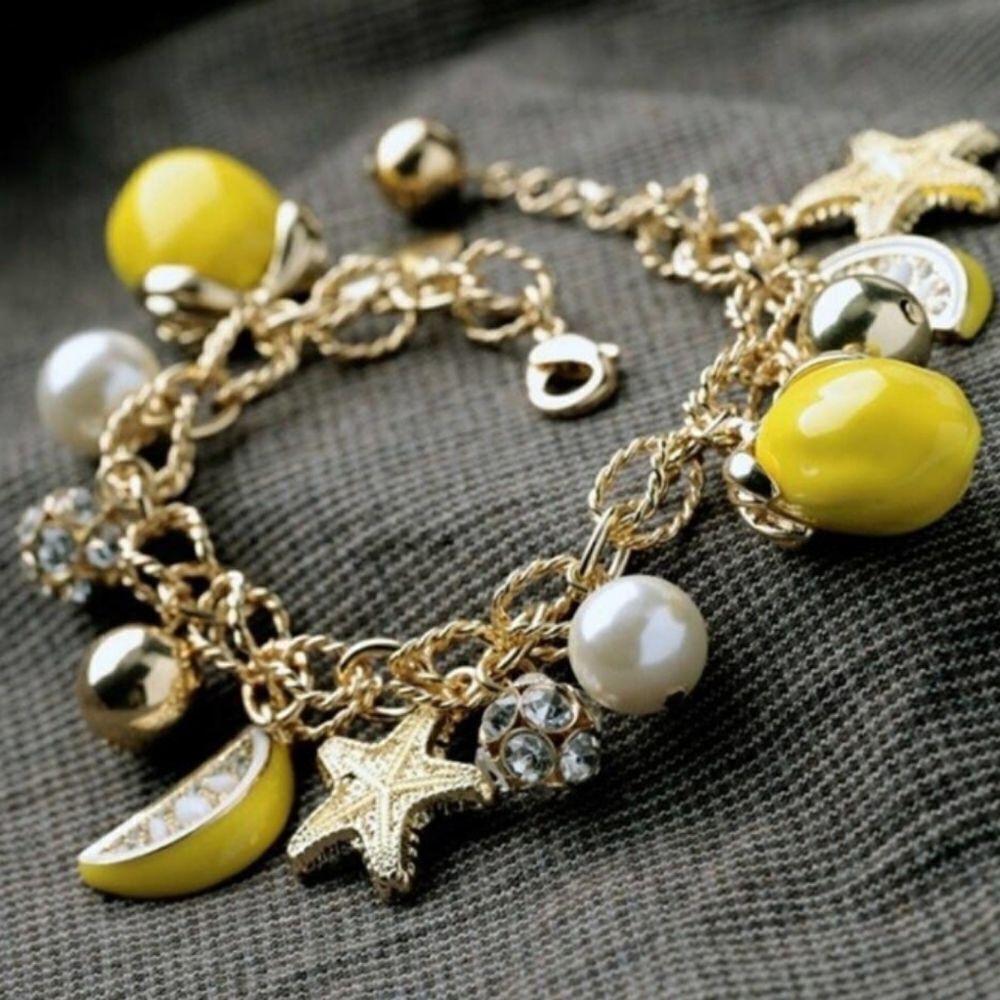 🍋 Beautiful Lemon Charm Bracelet